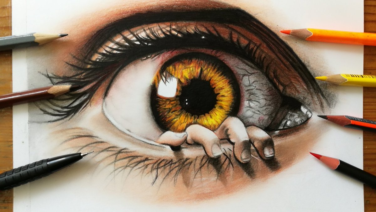Нарисовать реалистичный глаз