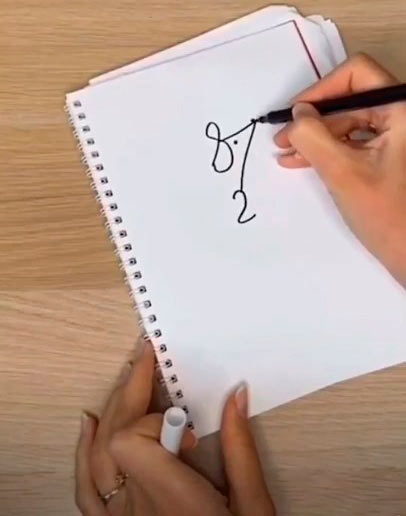 Как быстро нарисовать мышку - Нарисуйте глаз и нос